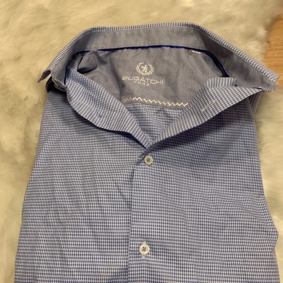 Like New! Bugatchi Button Down,‎ Blue & White - Picture 1 of 3